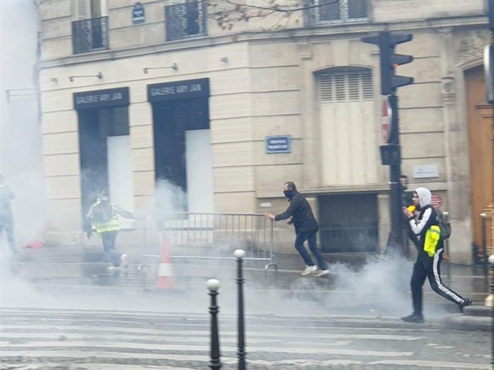 Exklusiv: Bilder und Videos aus dem brennenden Paris