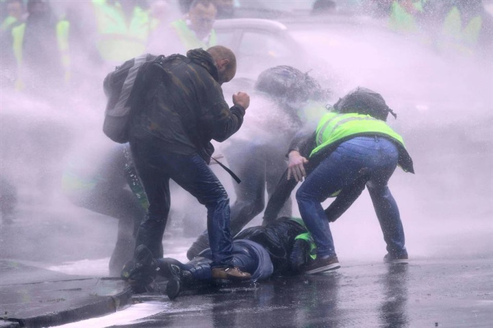 Exklusiv: Bilder und Videos aus dem brennenden Paris
