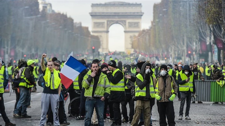 Exklusiv: Bilder und Videos aus dem brennenden Paris