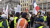 Erste Gelbwesten-Proteste