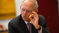 Schäuble hält die